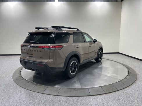 Used 2023 Nissan Pathfinder Rock Creek AWD/4WD image 7