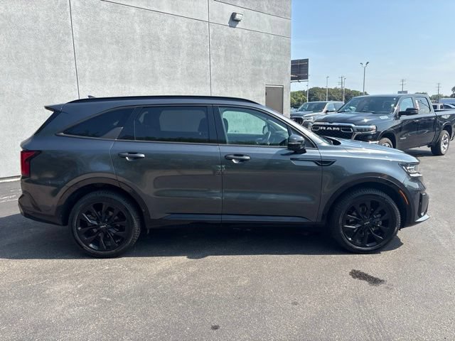 Used 2023 Kia Sorento SX AWD/4WD image 9