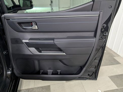 Used 2025 Toyota Tundra Platinum image 28