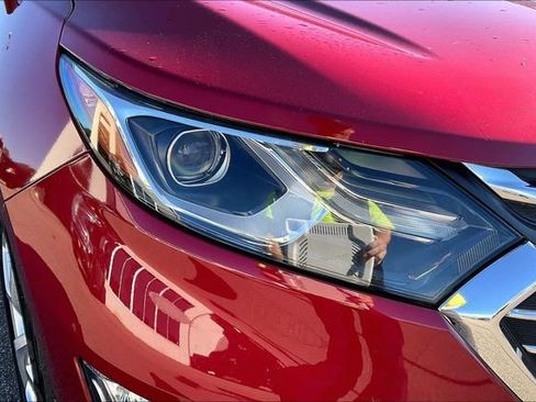 Certified 2019 Chevrolet Equinox Premier w/ LPO, Floor Liner Package AWD/4WD image 28