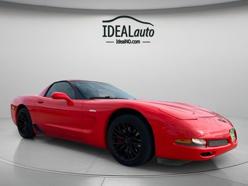 Used 2002 Chevrolet Corvette Z06 w/ Memory Pkg RWD image 1