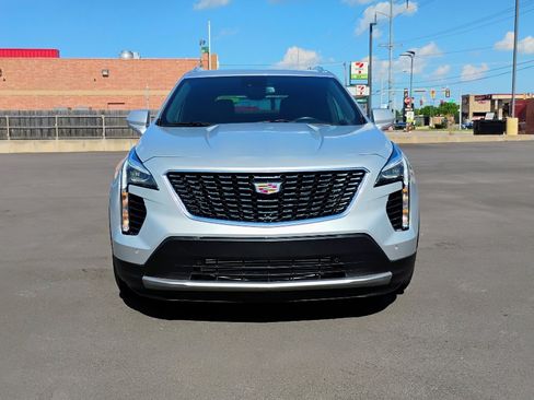 Used 2020 Cadillac XT4 Premium Luxury image 2