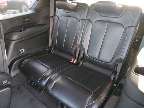 Used 2024 Jeep Grand Cherokee L Limited w/ Black Appearance Package RWD image 15