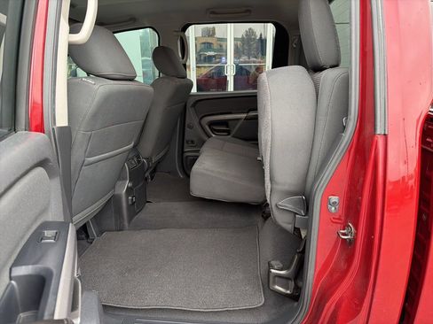 Used 2015 Nissan Titan SV w/ SV Value Truck Package image 24