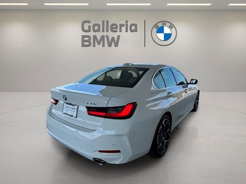 New 2026 BMW 330i Sedan w/ Premium Package image 5