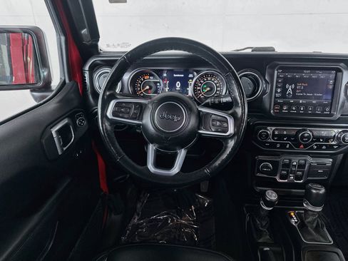 Used 2021 Jeep Wrangler Unlimited Sahara AWD/4WD image 21