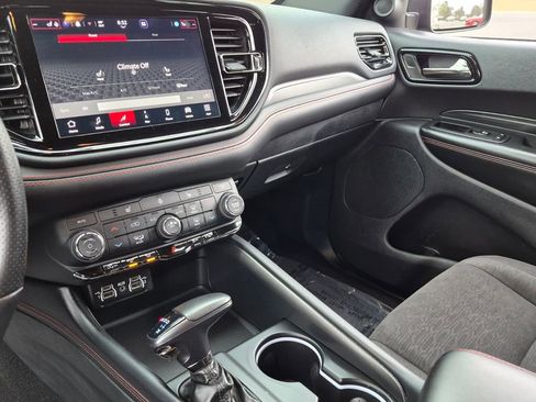 Used 2025 Dodge Durango GT AWD/4WD image 24