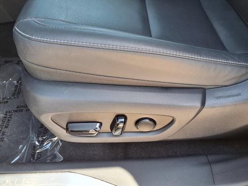 Used 2024 Lexus RX 350 FWD w/ Technology Package image 21