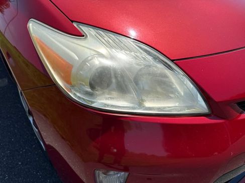 Used 2014 Toyota Prius Three w/ Solar Roof Package FWD image 12