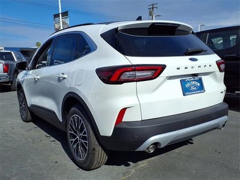 New 2025 Ford Escape SE w/ PHEV Premium Package image 4