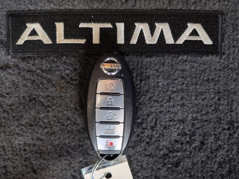 Used 2020 Nissan Altima 2.5 SR image 28