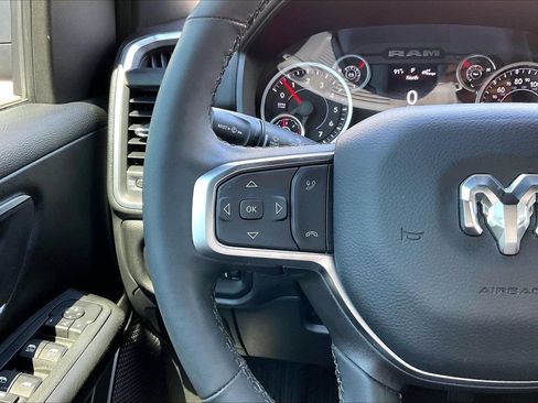 Used 2025 RAM 1500 Big Horn RWD image 29