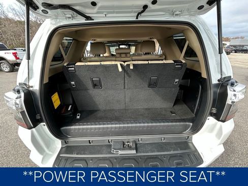 Used 2024 Toyota 4Runner SR5 Premium image 10