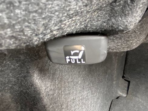 Used 2012 Ford Fusion SEL image 20