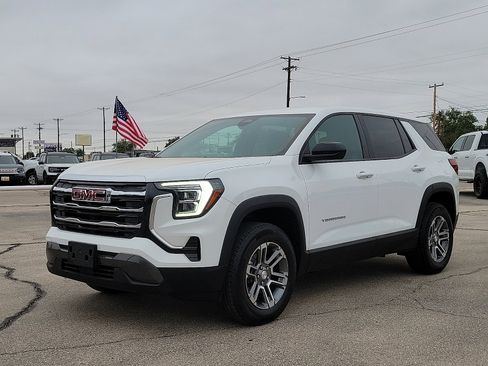 Used 2025 GMC Terrain Elevation AWD/4WD image 1