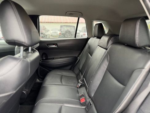 Used 2025 Toyota Corolla Cross XLE AWD/4WD image 7