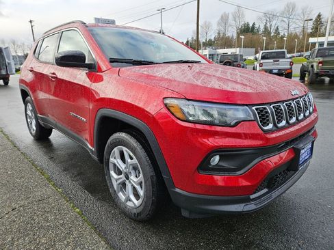New 2026 Jeep Compass Latitude image 7