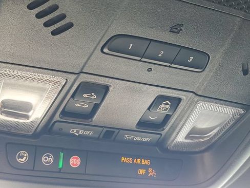 Used 2024 Cadillac XT6 Premium Luxury w/ LPO, Floor Liner Package AWD/4WD image 28