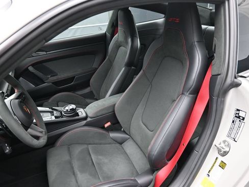 Certified 2026 Porsche 911 Carrera GTS RWD image 8
