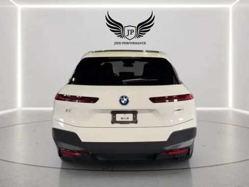 Used 2023 BMW iX xDrive50 w/ Convenience Package AWD/4WD image 6