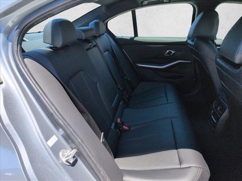 Used 2024 BMW 330i Sedan w/ Convenience Package RWD image 21