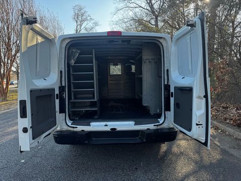 Used 2019 Nissan NV 1500 SV image 7