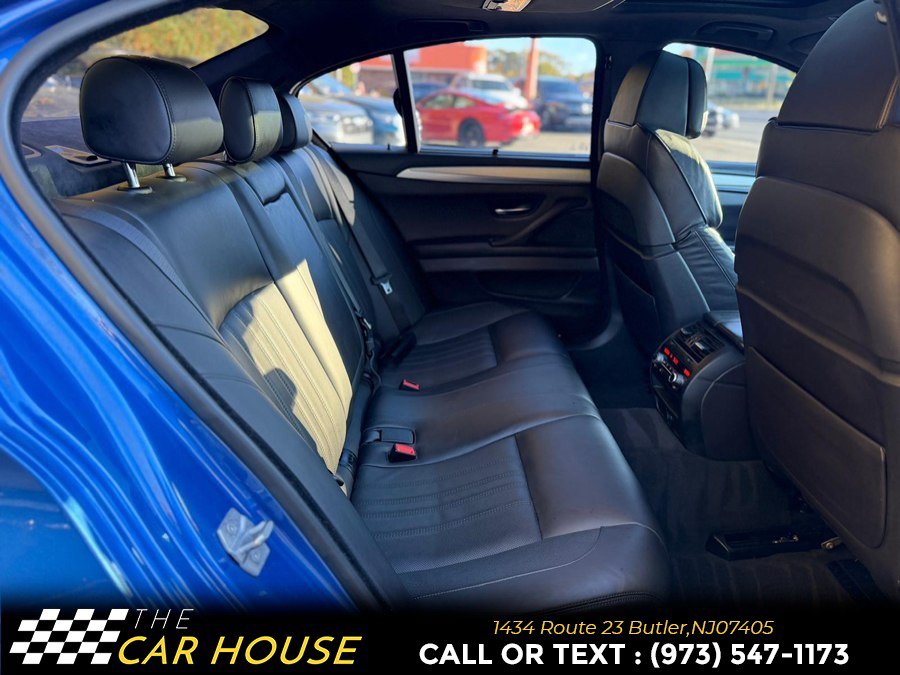 Used 2016 BMW M5 RWD image 19