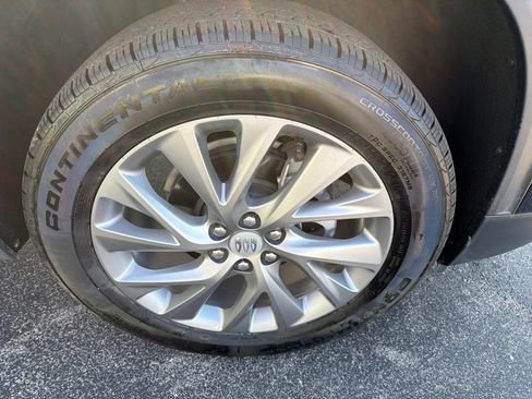 Used 2025 Buick Enclave Preferred w/ LPO, Floor Liner Package AWD/4WD image 11