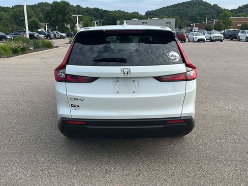 Used 2024 Honda CR-V EX image 4