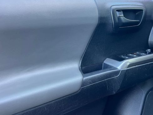 Certified 2023 Toyota Tacoma SR5 image 12