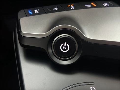 New 2025 Kia EV6 Wind image 35