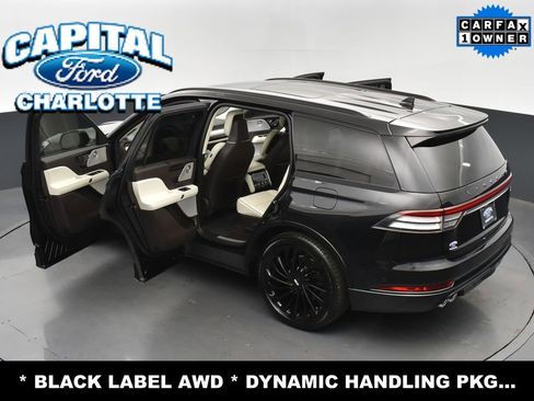Used 2023 Lincoln Aviator Black Label w/ Jet Package image 38