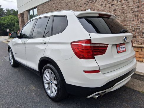 Used 2017 BMW X3 xDrive28i AWD/4WD image 3