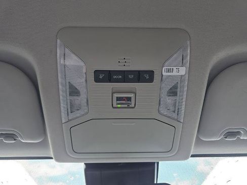 Used 2024 Toyota RAV4 LE AWD/4WD image 29