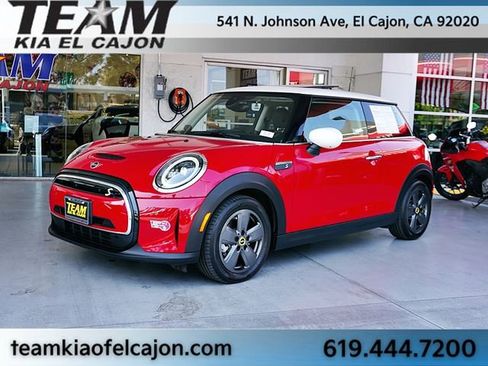 Used 2024 MINI Cooper SE FWD image 6