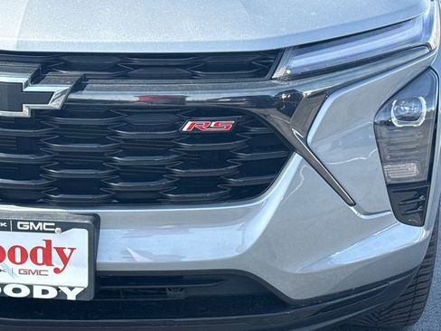 Certified 2024 Chevrolet Trax RS w/ Driver Confidence Package image 11