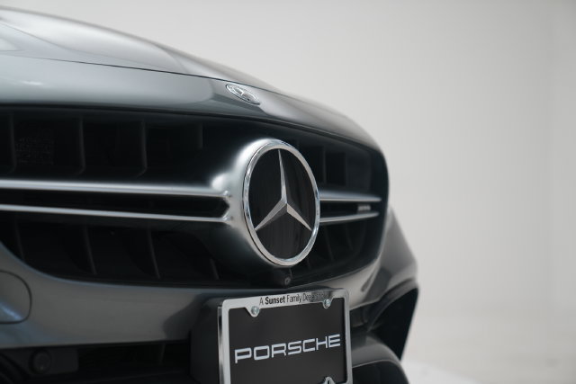 Used 2018 Mercedes-Benz E 63 AMG S image 32