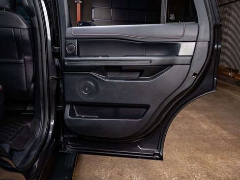 Used 2023 Ford Expedition Limited RWD image 41