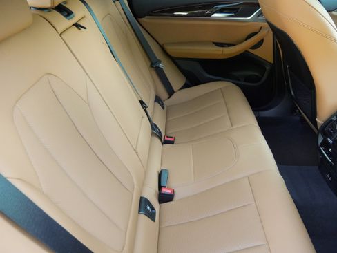 Certified 2025 BMW X4 xDrive30i AWD/4WD image 33