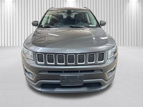 Used 2019 Jeep Compass Latitude w/ Popular Equipment Group AWD/4WD image 14