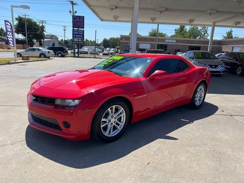 Used 2015 Chevrolet Camaro LS RWD image 3