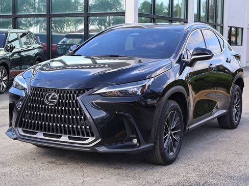 Used 2022 Lexus NX 250 FWD image 7