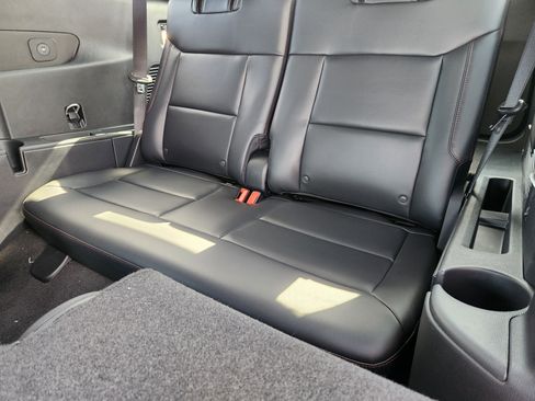 New 2026 Ford Explorer ST-Line w/ ST-Line Street Pack RWD image 21