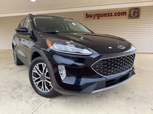 Used 2021 Ford Escape SEL w/ Technology Package image 2