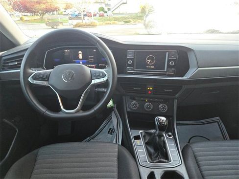Used 2024 Volkswagen Jetta S image 18