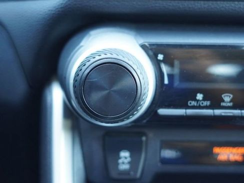 Used 2020 Toyota RAV4 LE w/ Carpet Mat Package FWD image 24