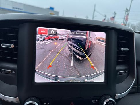 Used 2023 RAM 1500 Big Horn image 25