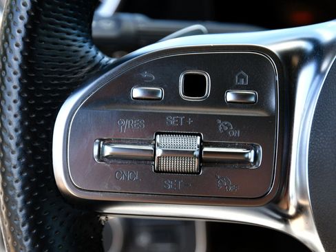 Used 2023 Mercedes-Benz CLA 250 image 10