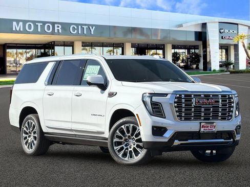 New 2026 GMC Yukon XL Denali w/ Denali Reserve Package RWD image 2