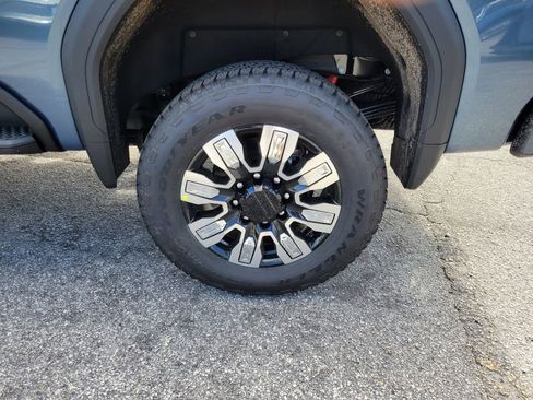 New 2026 GMC Sierra 2500 Denali w/ Denali Reserve Package image 4